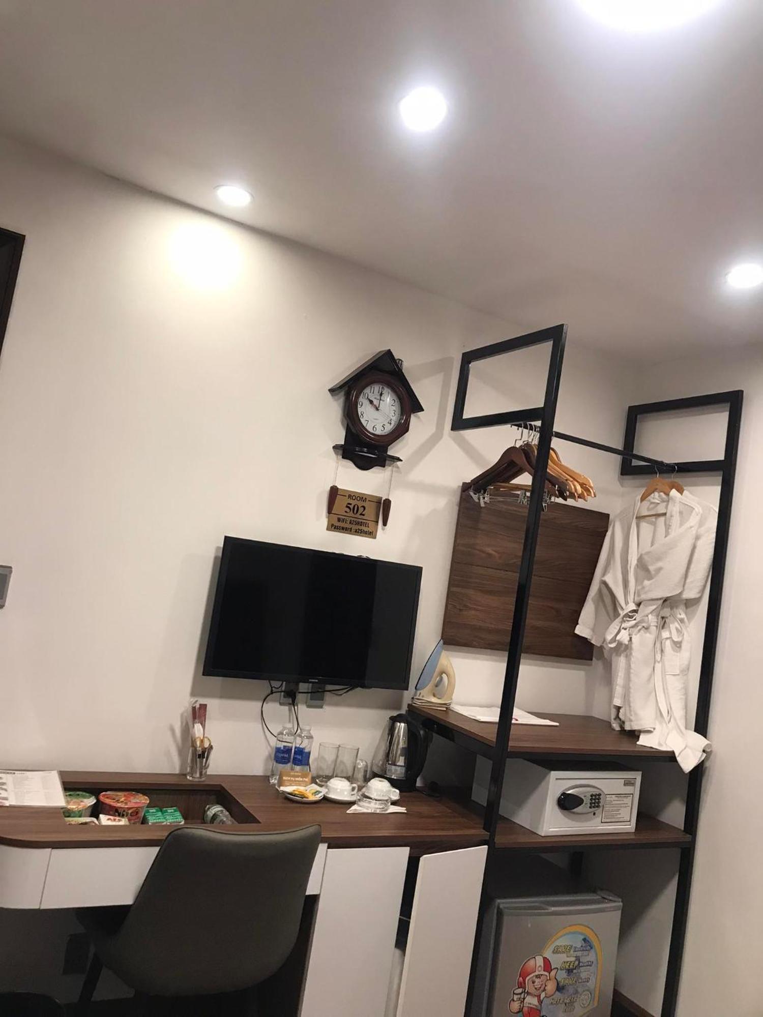 A25 ホテル 28 チャン クイ キャップ ハノイ市 エクステリア 写真